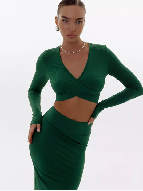 Elegant Captivating Cocktail Dress With Its Beauty of Long Sleeve